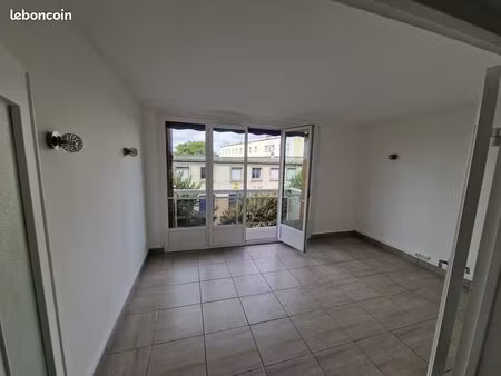 a louer appartement f2 de 44m² en meublé