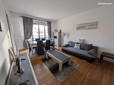 grenoble – cours de la libération | t2 meublé avec balcon – 67 m²