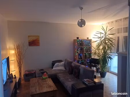 location appartement t3 laval centre ville