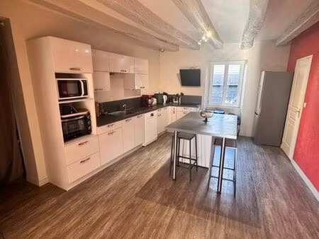 appartement f4 140m2