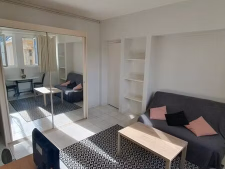 f2 meublé sur le port de caen proche centre ville