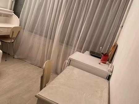 chambre pres des facultes de droit et lettres