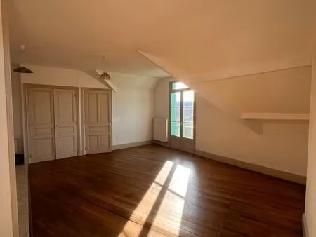 appartement à louer à courpière