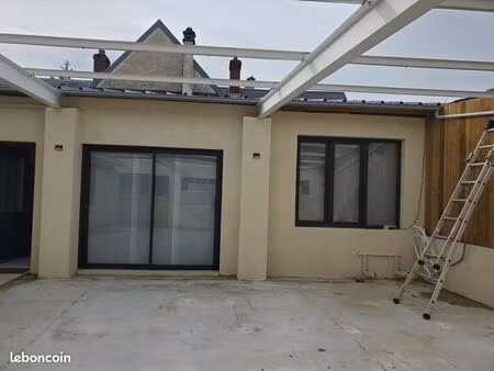 loft de 92m² avec terrasse dans le centre historique