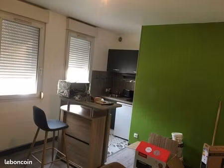 studio location meublé pierres