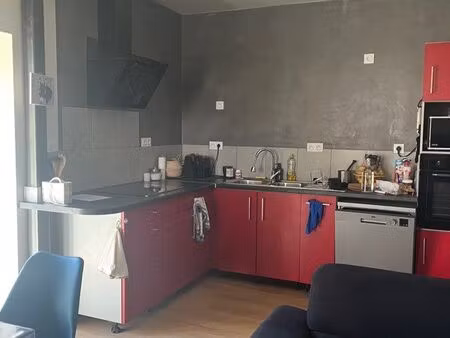 t3 meuble très calme avec jardin