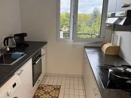 t2 meublé 51 18 m² cergy