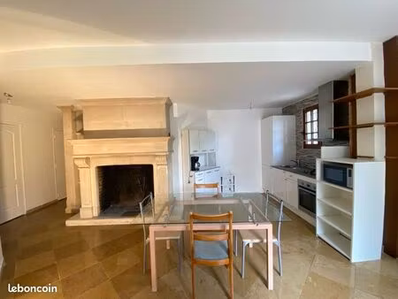 charmant appartement avec vue sur le jardin