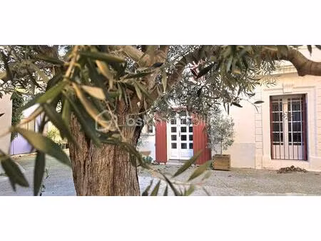 maison de maitre de 163 m² à puilacher