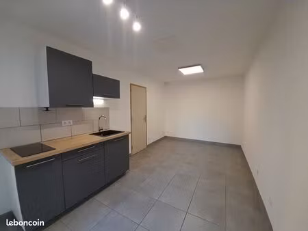 studio 1 pièce 20 m²