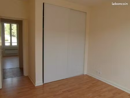 studio 2 pièces 25 m²