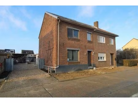 huis te koop in maasmechelen met 2 slaapkamers
