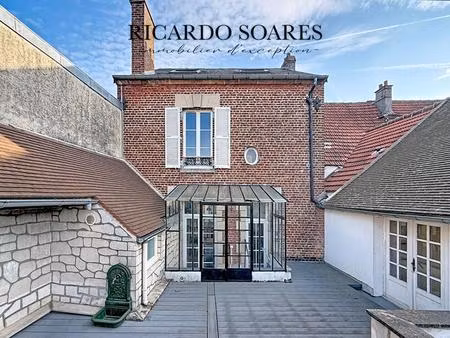 fleurines 60700 - maison de ville 207m2 / 3 chambres + 2 studios / terrasse / terrain 534m