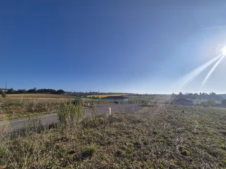 terrain constructible viabilisé de 1408m2 - auch proche