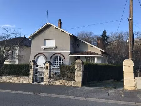 maison de village ave jardin