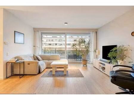 appartement te koop in berchem met 2 slaapkamers