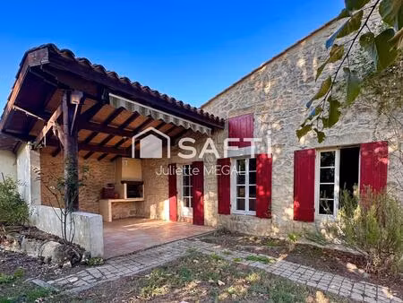 vente maison 5 pièces 189 m² montpeyroux (24610)