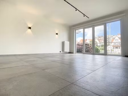 modern gerenoveerd gelijkvloers appartement nabij park 58