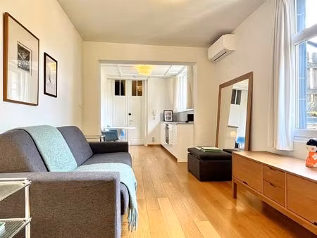 prachtig gemeubelde studio in authentiek herenhuis!