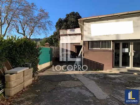 a vendre - local d'activité - 220 m2 + 2 appartement loués - nice