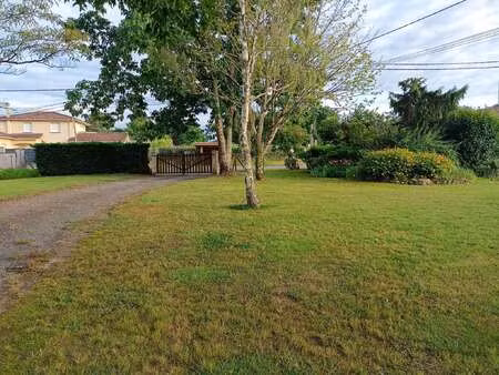 vente terrain à roaillan (33210) : à vendre / roaillan