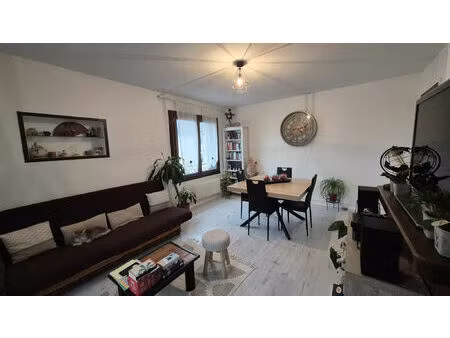 location maison 3 pièces 77 m² à ceyrat (63122)