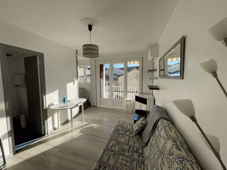 appartement t1  meublé  à louer avec balcon  cave et parking