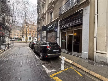 vente local commercial 38m2 grenoble 38000 - 69000 € - surface privée