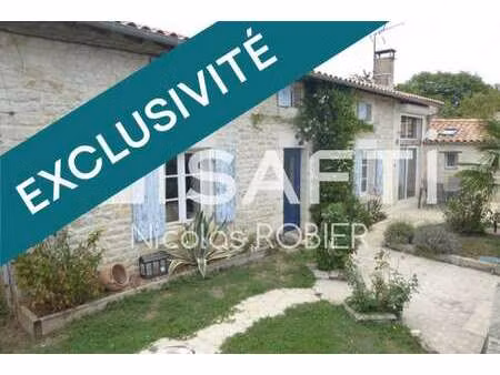 vente maison à niort (79000) : à vendre / 160m² niort