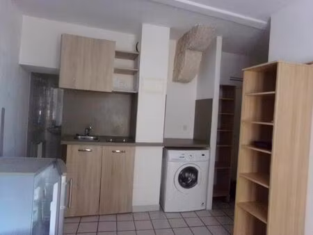 location appartement 2 pièces 23 m² à nîmes (30000)
