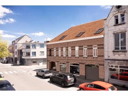 appartement te koop in sint-niklaas met 2 slaapkamers