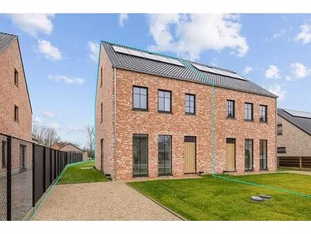 huis te koop in beringen met 3 slaapkamers