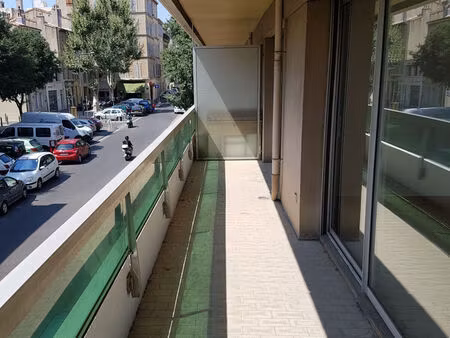 location appartement 2 pièces 51m2 marseille 5eme (13005) - 802 € - surface privée