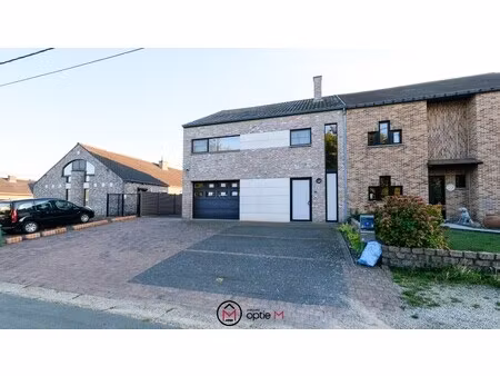 commercieel te koop in bilzen