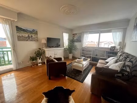 centre ville - appartement t3 de 87m² avec terrasse et parking