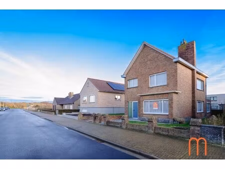 huis te koop in oostende met 3 slaapkamers