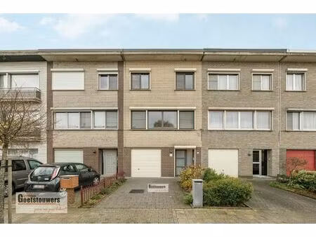 huis te koop in stabroek met 3 slaapkamers