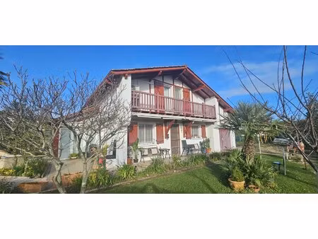 urrugne bourg maison t5