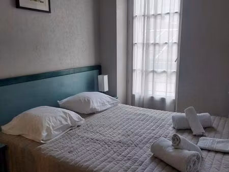 vente murs commerciaux 1 000 m²