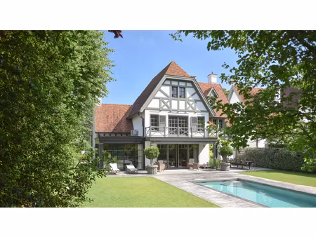 huis te koop in knokke-heist met 5 slaapkamers