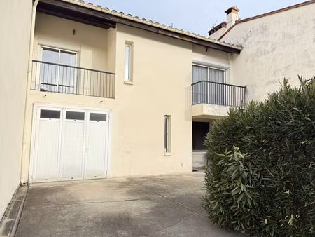vente maison 6 pièces 110m2 céret 66400 - 192600 € - surface privée