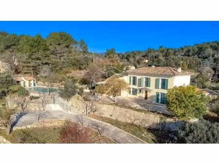 vente maison 6 pièces 184m2 flayosc 83780 - 890000 € - surface privée