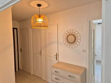 location appartement 4 pièces 68 m² à grenoble (38000)