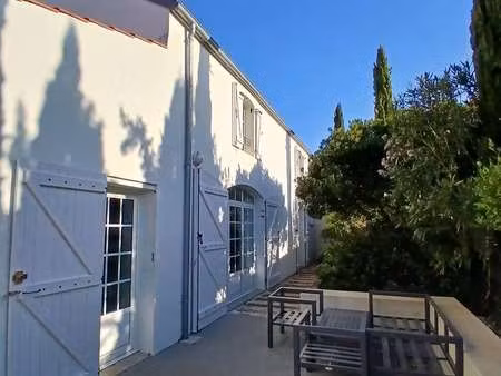 vente maison à aubigny-les-clouzeaux (85430) : à vendre / 132m² aubigny-les-clouzeaux