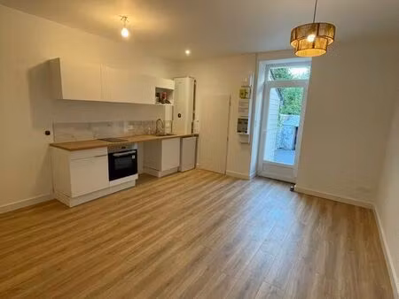 location appartement 2 pièces 37 m² à nantes (44000)