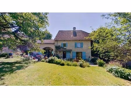 magnifique propriété de 248 m² avec piscine - terrain 3 340 m