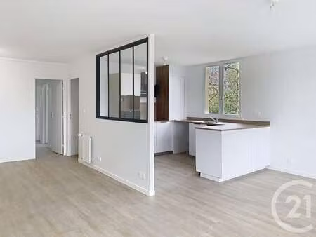 location appartement 4 pièces à dinan (22100) : à louer 4 pièces / 76m² dinan