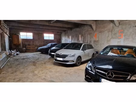 location parking 15m2 ille-sur-têt 66130 - 80 € - surface privée