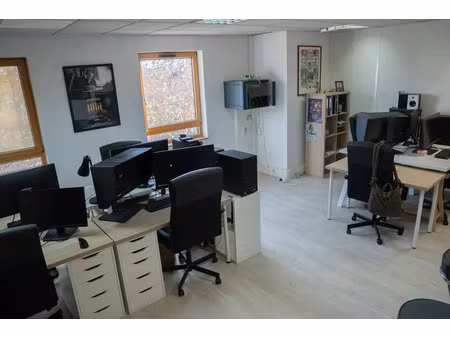 location / bureaux / 55m2 / lyon 69002