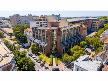 bureaux et activités à vendre ou louer à suresnes avec terrasses privatives